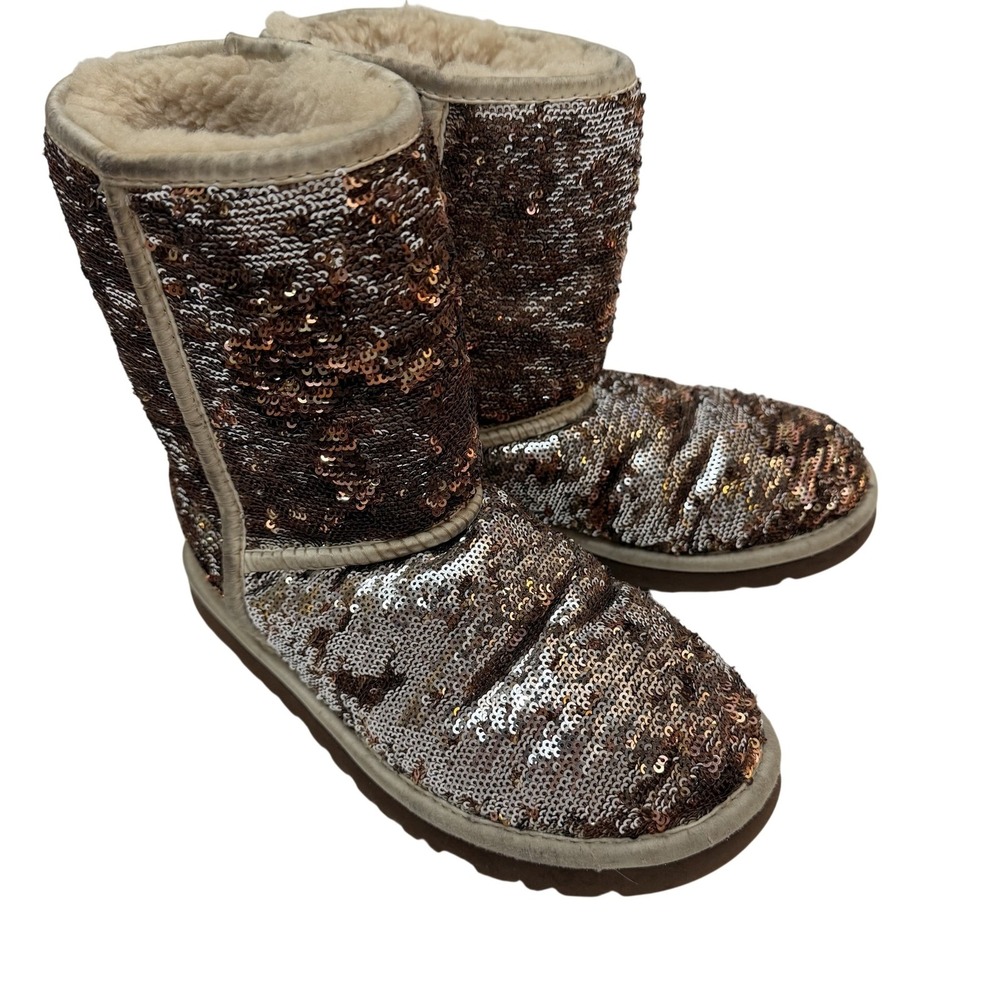 UGG Classic Short Sequin Boots Womens 6 Gold Shearling Lined Mid Calf Pull On